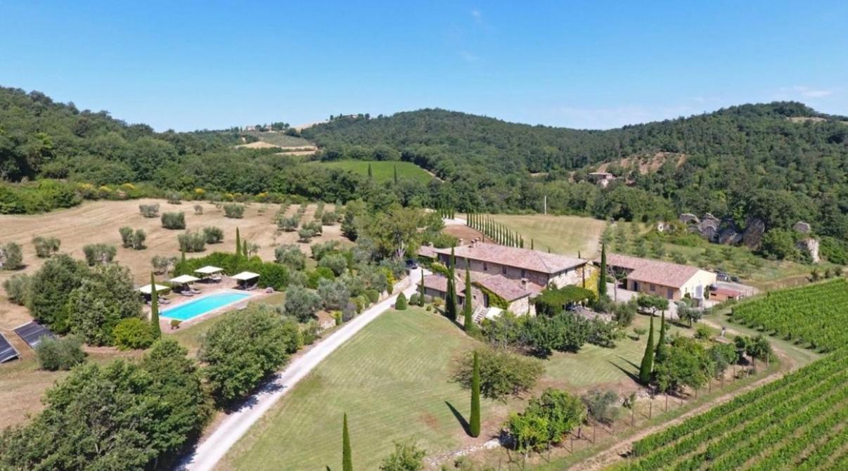 Abbadia Wine Relais Bed & Breakfast Montefollonico Exterior photo