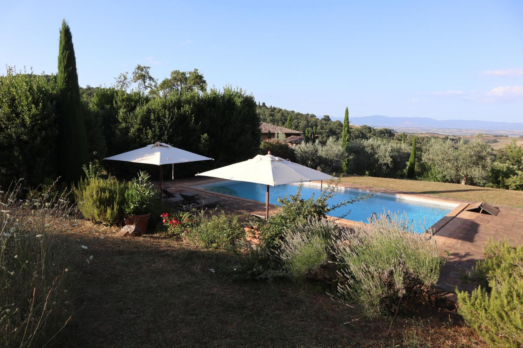 Abbadia Wine Relais Bed & Breakfast Montefollonico Exterior photo